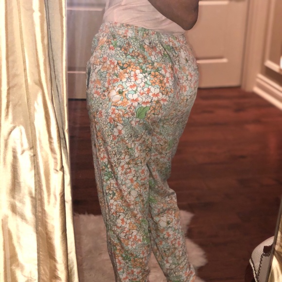 Floral Pants - Picture 5 of 5
